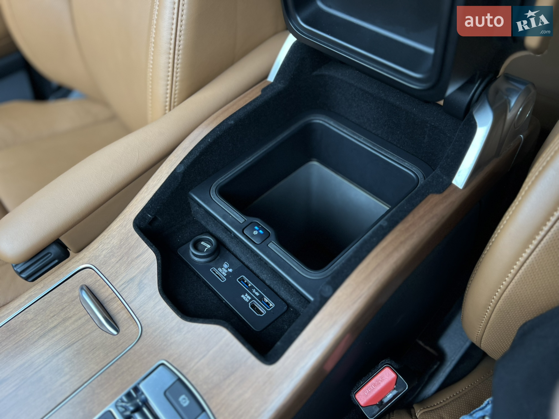 2018 Land Rover Range Rover - мініатюра 17