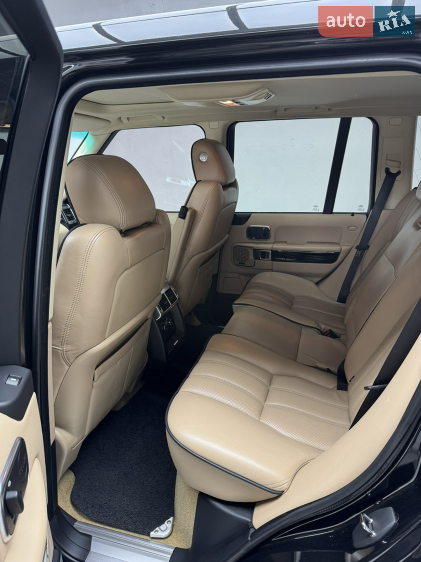 2012 Land Rover Range Rover - мініатюра 17