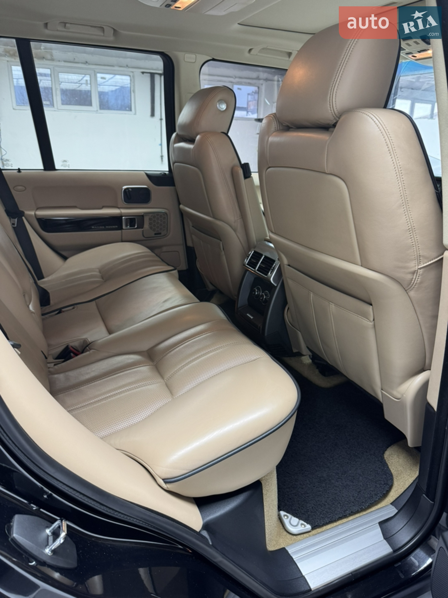 2012 Land Rover Range Rover - мініатюра 30
