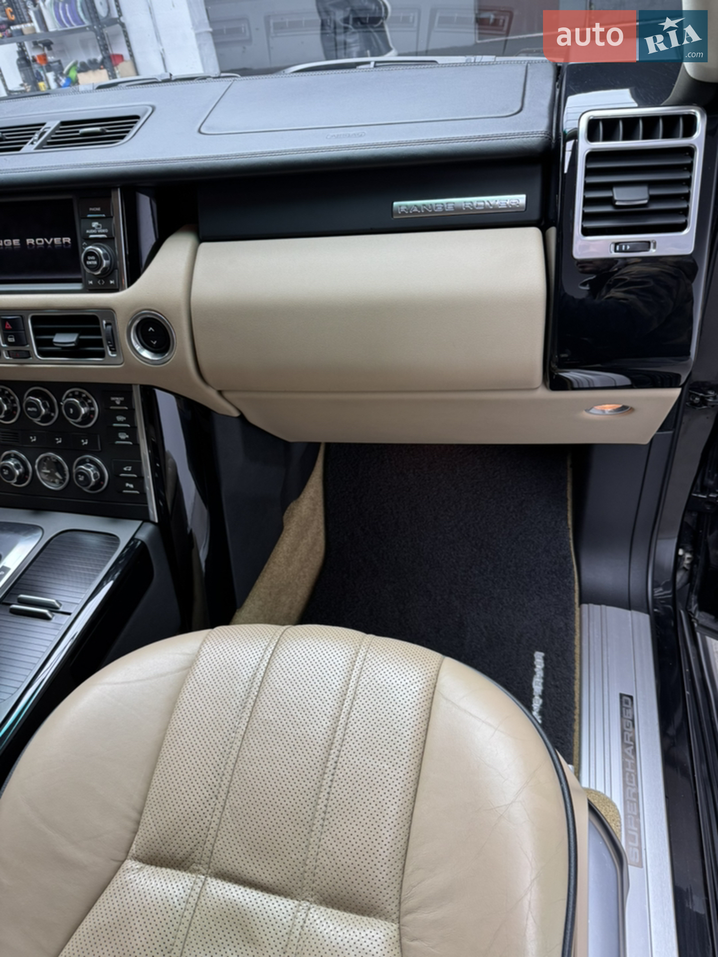 2012 Land Rover Range Rover - мініатюра 35