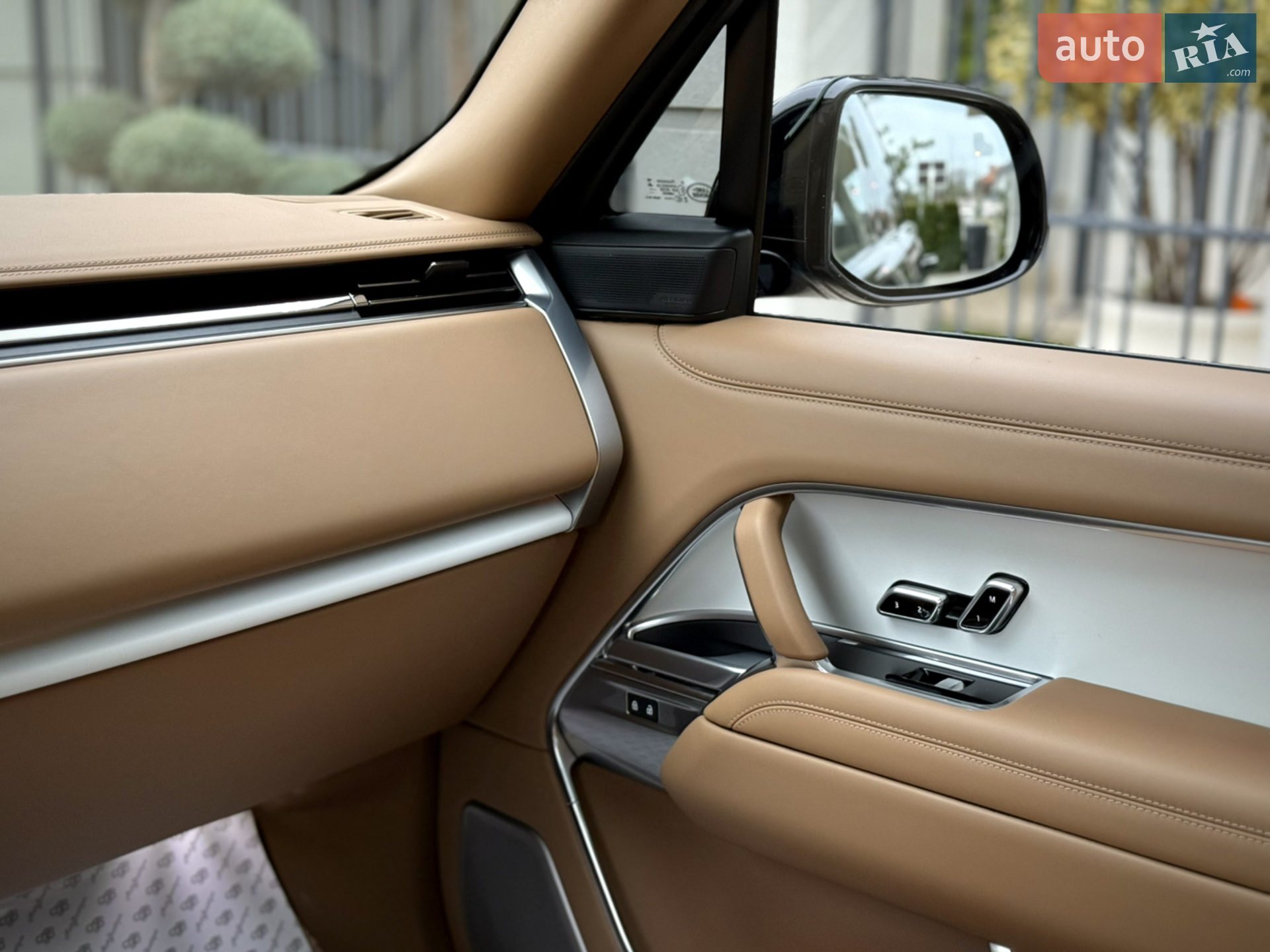2024 Land Rover Range Rover - мініатюра 69