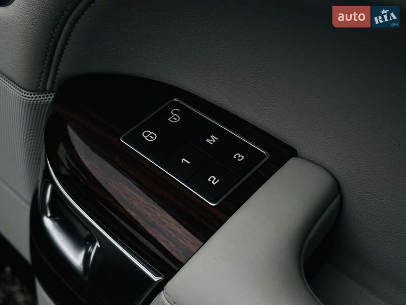 Внедорожник / Кроссовер Land Rover Range Rover 2016 в Харькове фото 23 Внедорожник / Кроссовер Land Rover Range Rover 2016 в Харькове