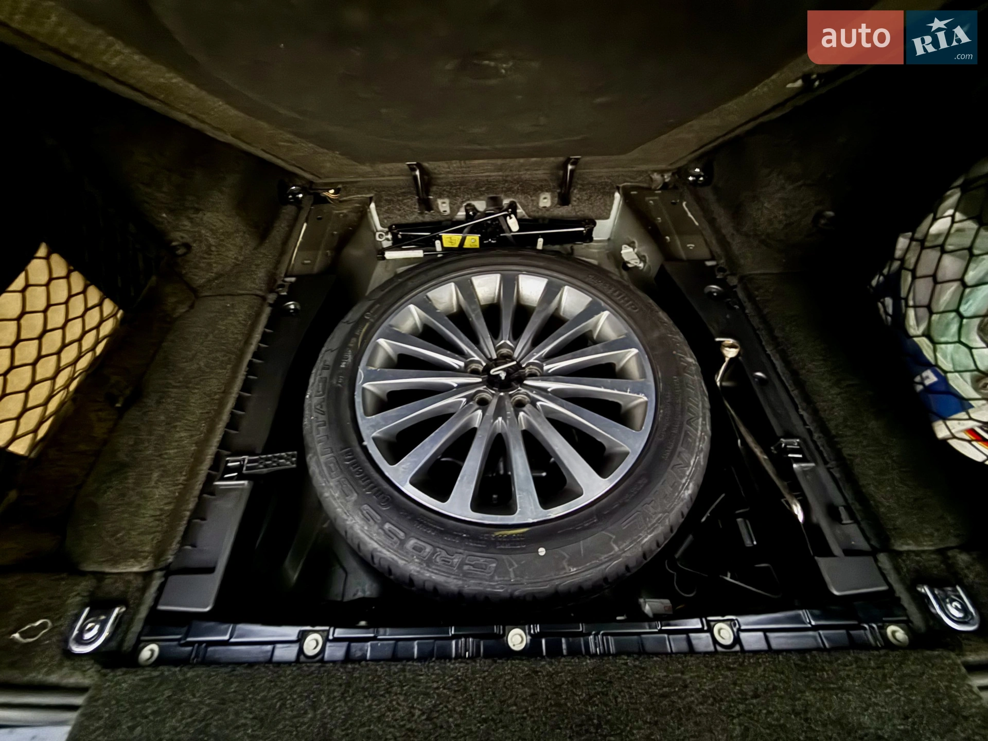 2011 Land Rover Range Rover - мініатюра 33