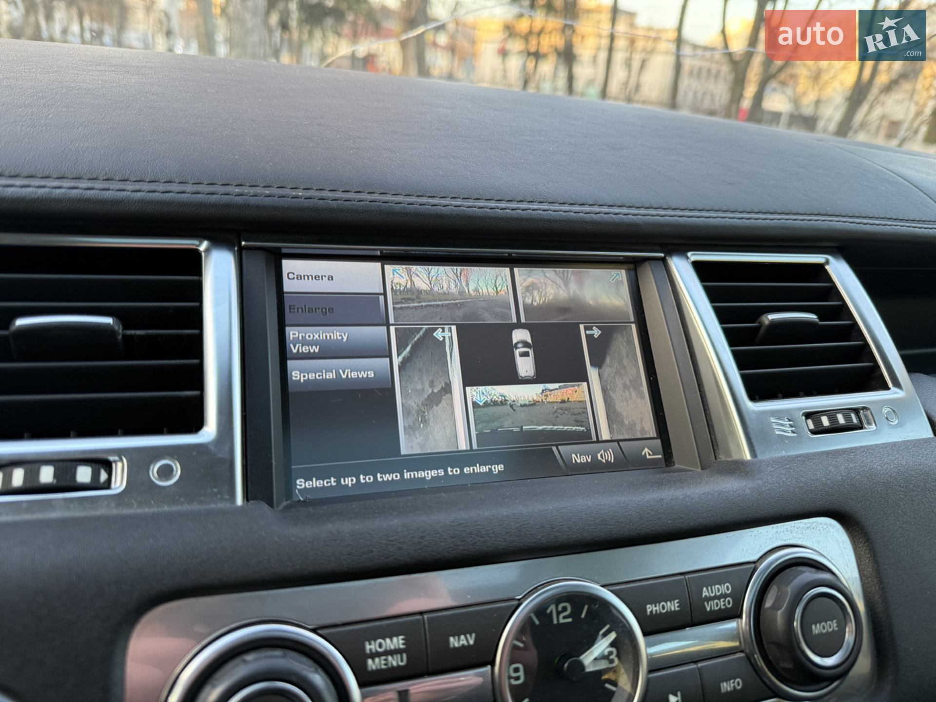 2011 Land Rover Range Rover - мініатюра 21
