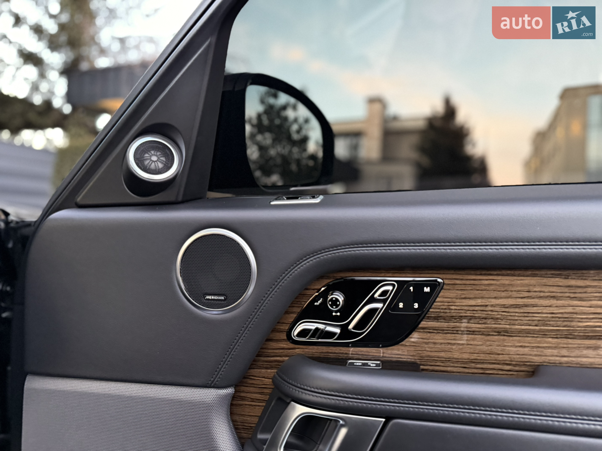 2018 Land Rover Range Rover - мініатюра 47