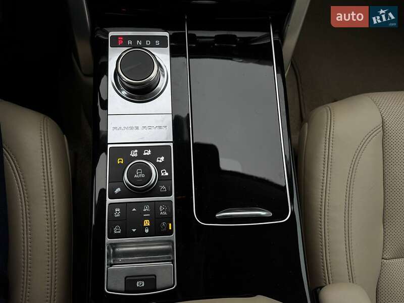 Позашляховик / Кросовер Land Rover Range Rover 2015 в Рівному