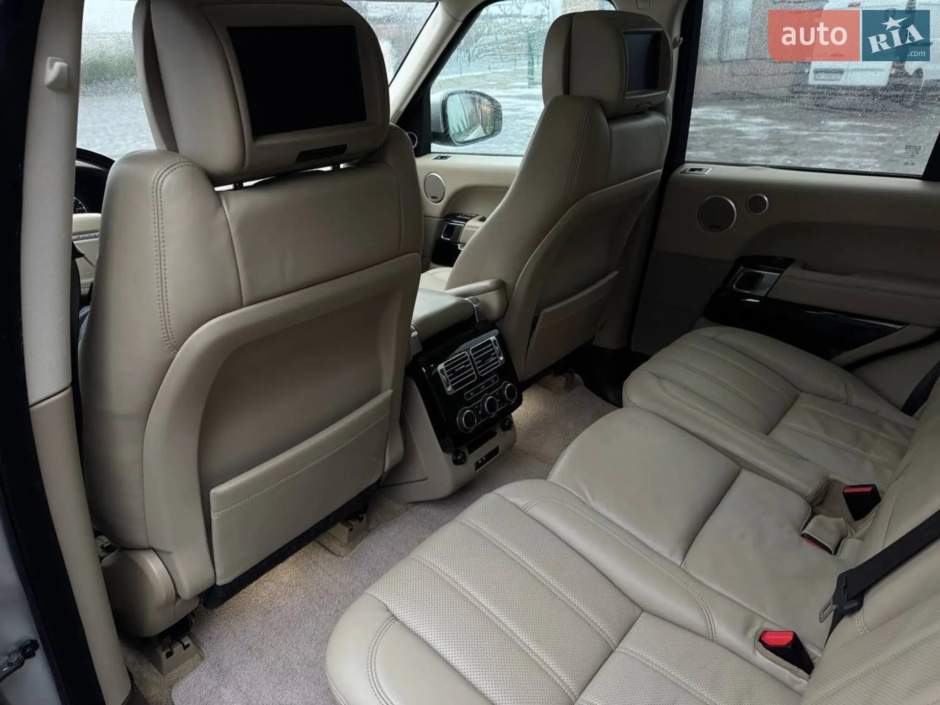 Land Rover Range Rover 2015 VIN SALGS2KF1GA270499 фото оголошення 18 з 23