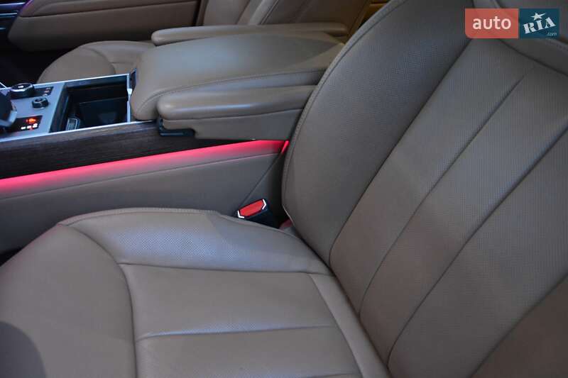 Позашляховик / Кросовер Land Rover Range Rover 2022 в Києві фото 8 Позашляховик / Кросовер Land Rover Range Rover 2022 в Києві