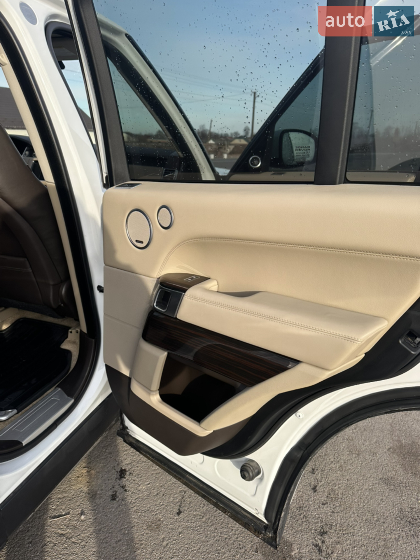 2016 Land Rover Range Rover - мініатюра 33