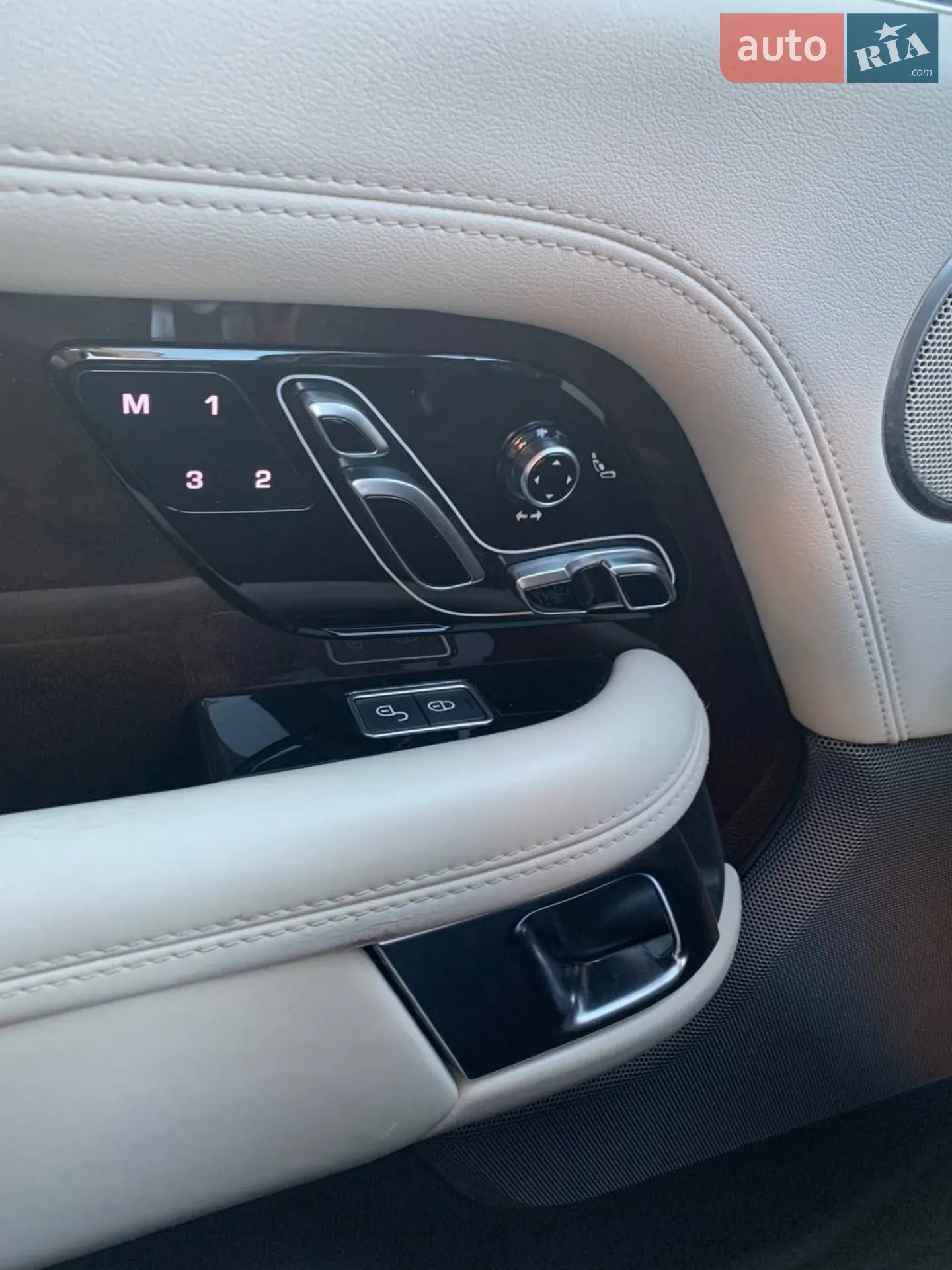 2019 Land Rover Range Rover - мініатюра 13