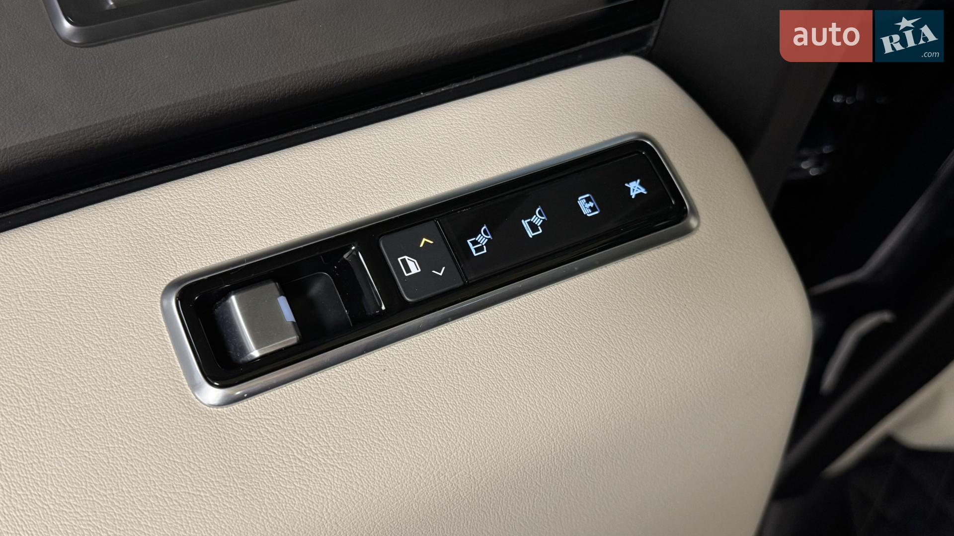 2020 Land Rover Range Rover - мініатюра 45
