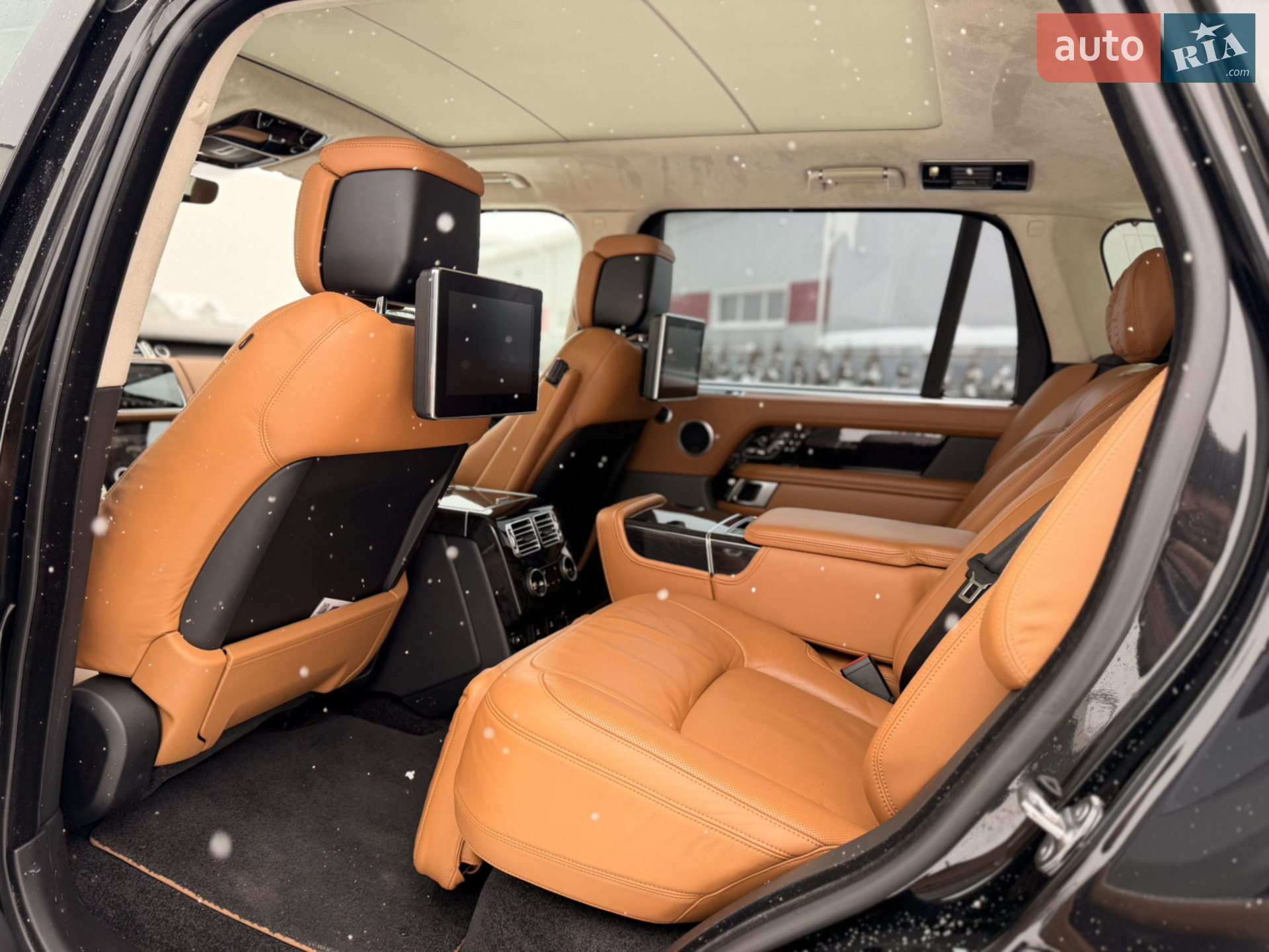 2018 Land Rover Range Rover - мініатюра 26
