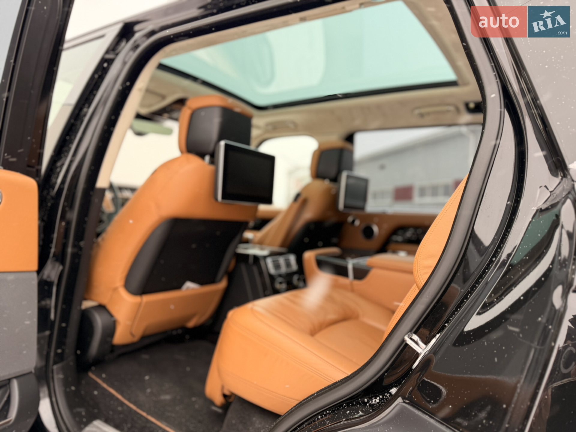 2018 Land Rover Range Rover - мініатюра 29