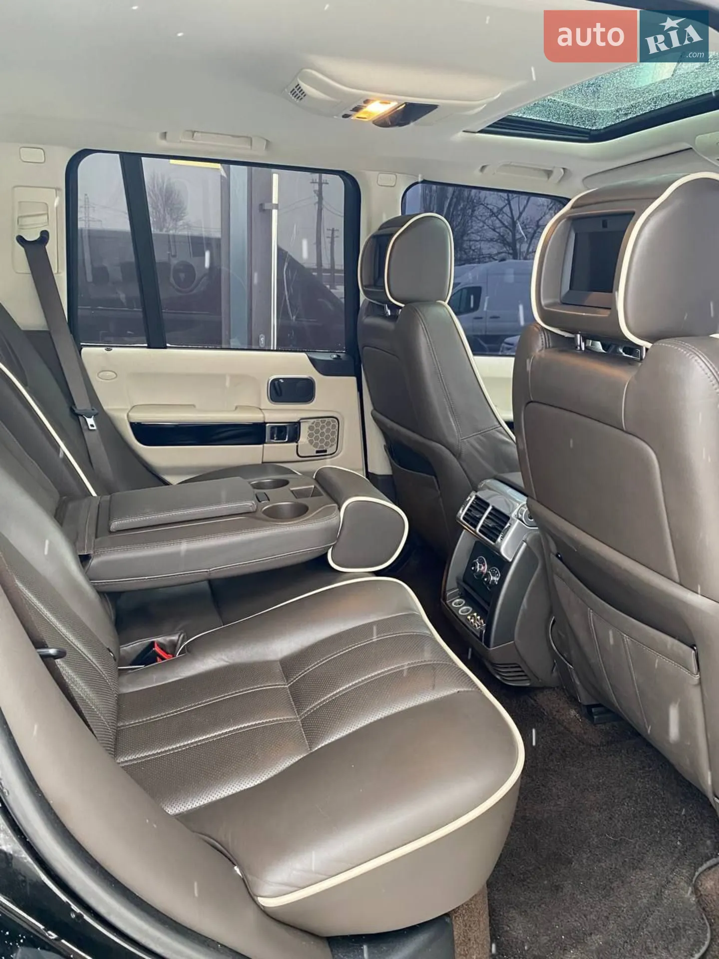 2011 Land Rover Range Rover - мініатюра 14