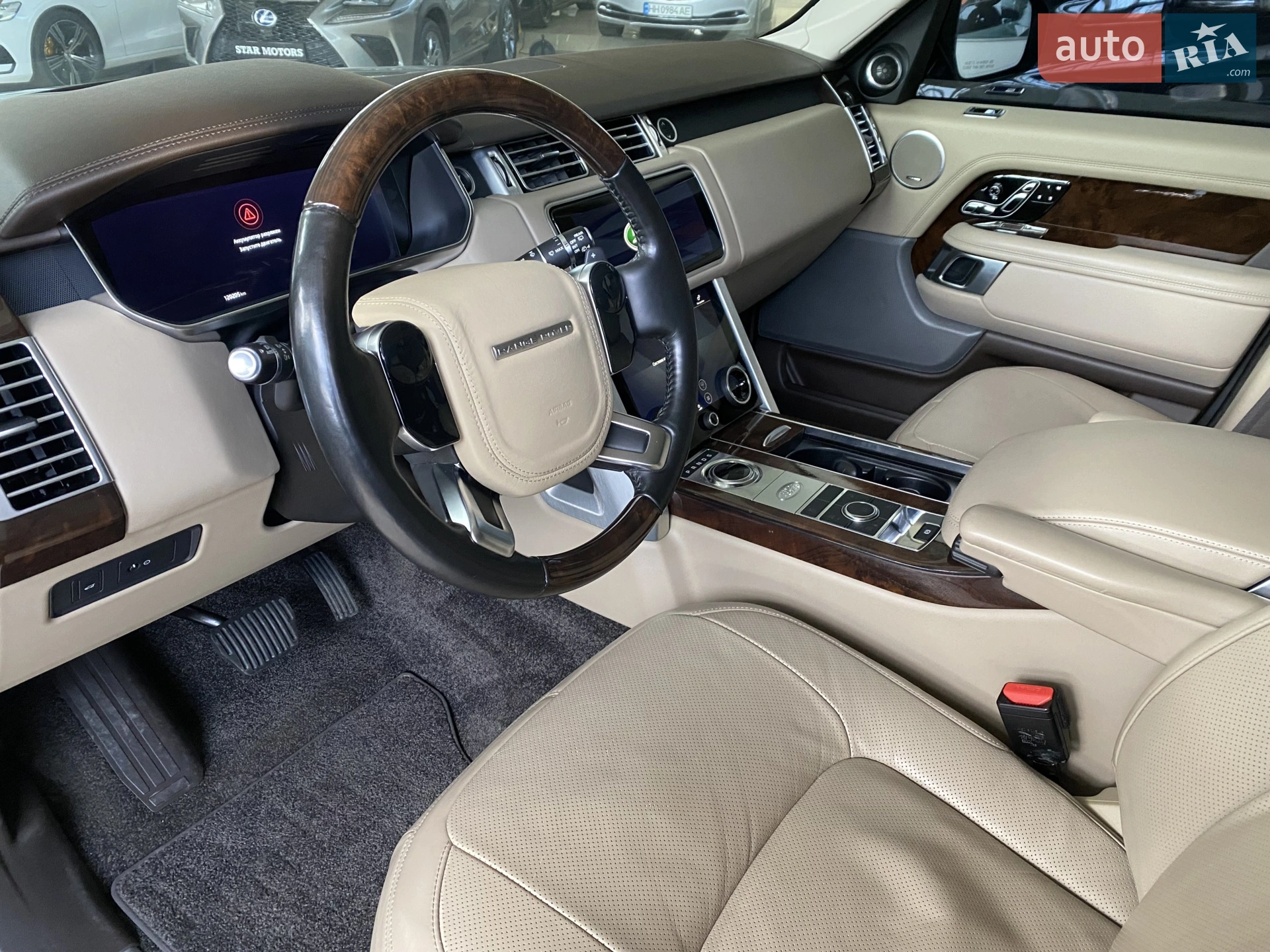 2018 Land Rover Range Rover - мініатюра 25