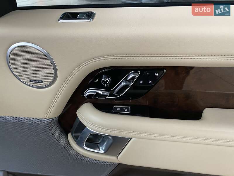 Внедорожник / Кроссовер Land Rover Range Rover 2018 в Одессе фото 51 Внедорожник / Кроссовер Land Rover Range Rover 2018 в Одессе