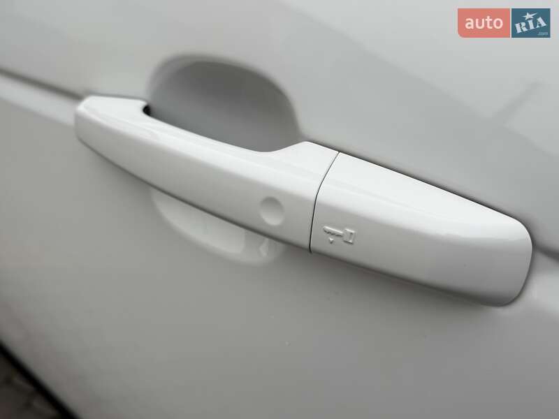 Внедорожник / Кроссовер Land Rover Range Rover 2016 в Виннице