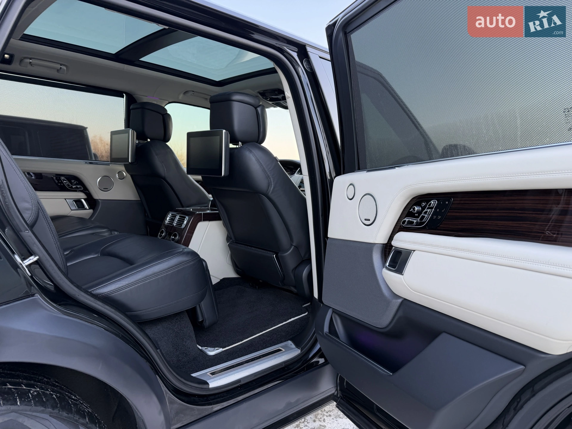 2019 Land Rover Range Rover - мініатюра 19