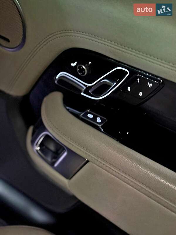 Внедорожник / Кроссовер Land Rover Range Rover 2018 в Киеве