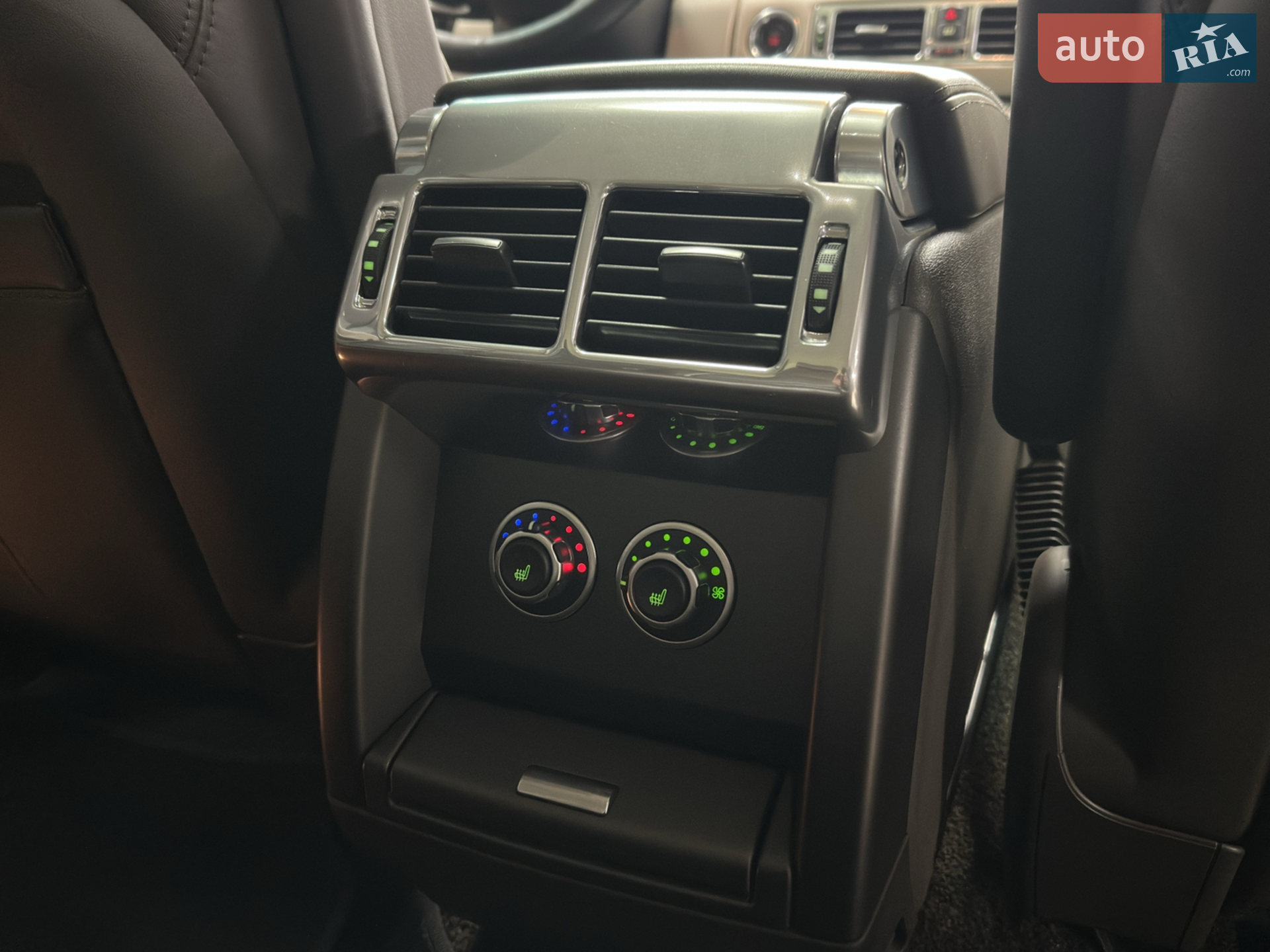 2012 Land Rover Range Rover - мініатюра 29