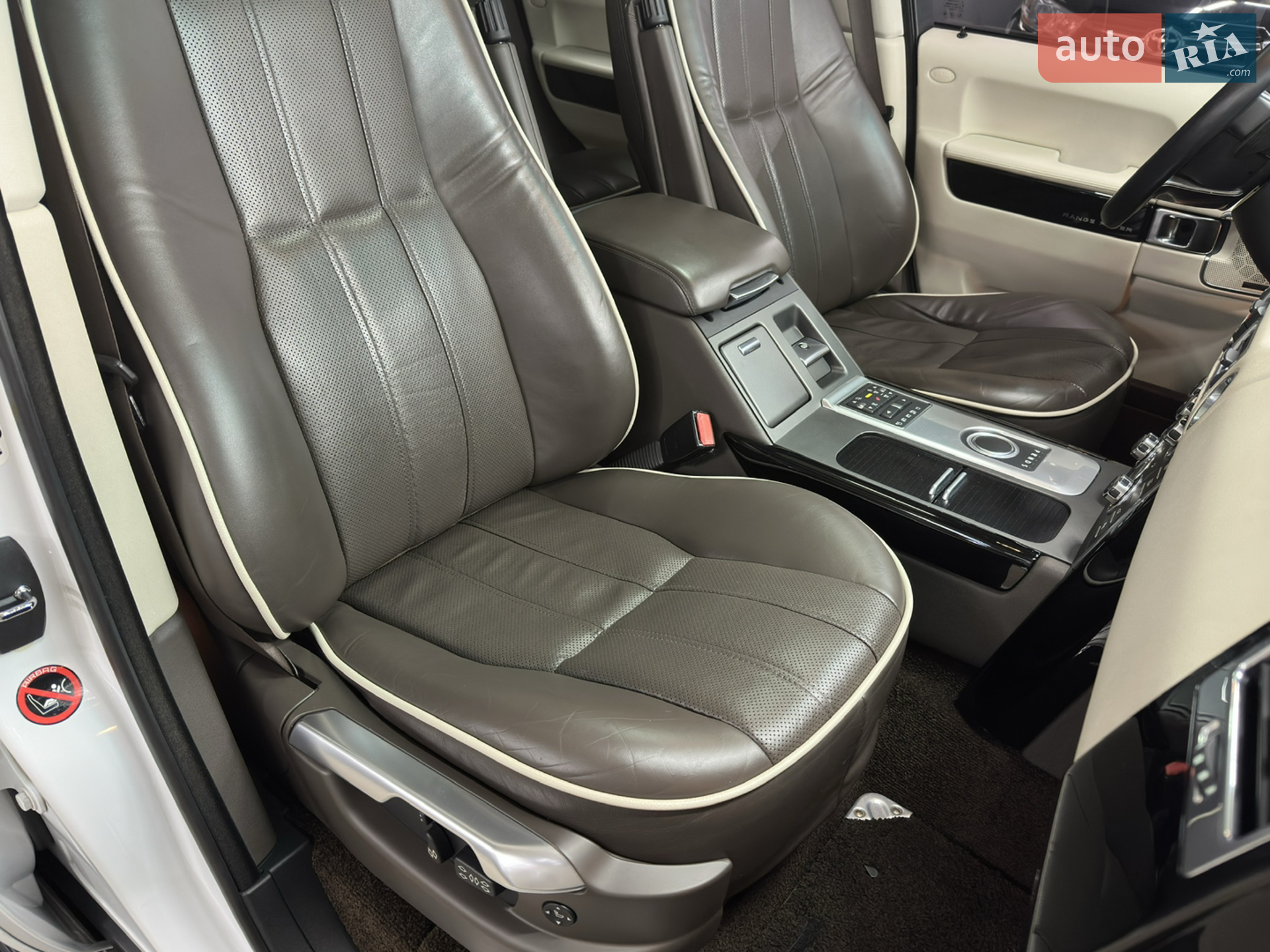 2012 Land Rover Range Rover - мініатюра 34