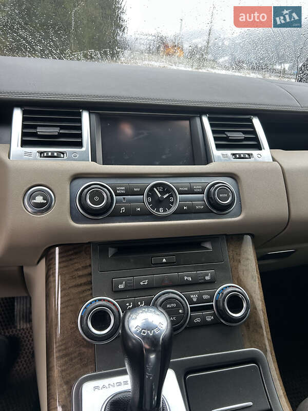 Внедорожник / Кроссовер Land Rover Range Rover 2012 в Верховине фото 22 Внедорожник / Кроссовер Land Rover Range Rover 2012 в Верховине