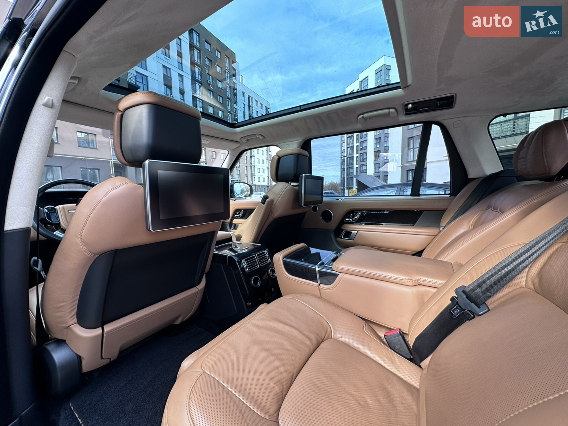 2018 Land Rover Range Rover - мініатюра 24