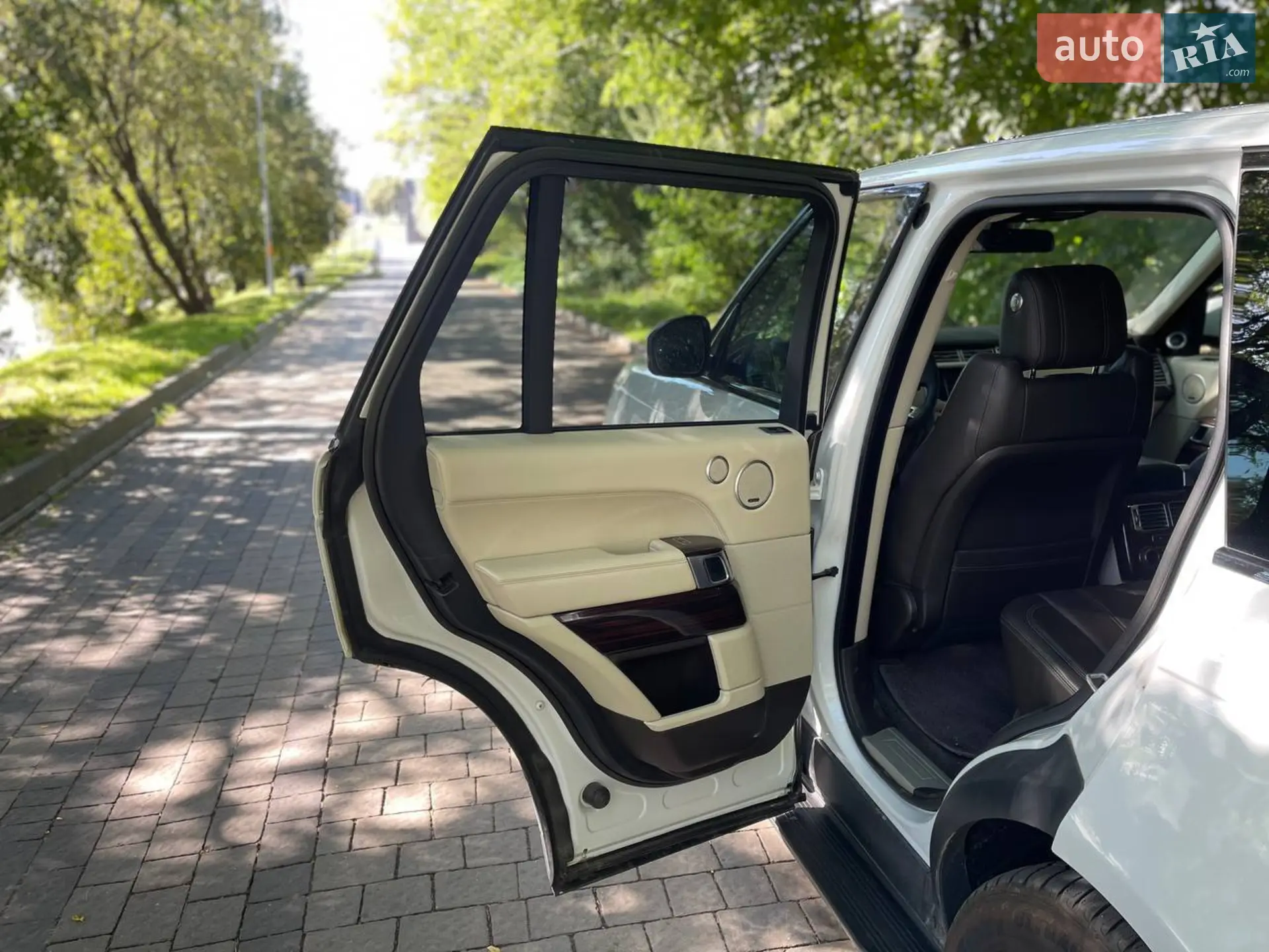 2015 Land Rover Range Rover - мініатюра 19