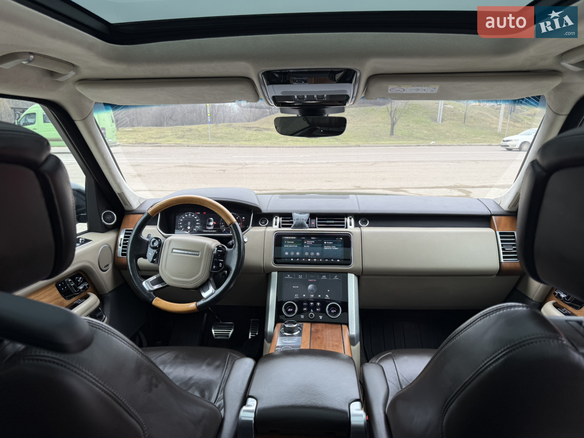 2018 Land Rover Range Rover - мініатюра 18