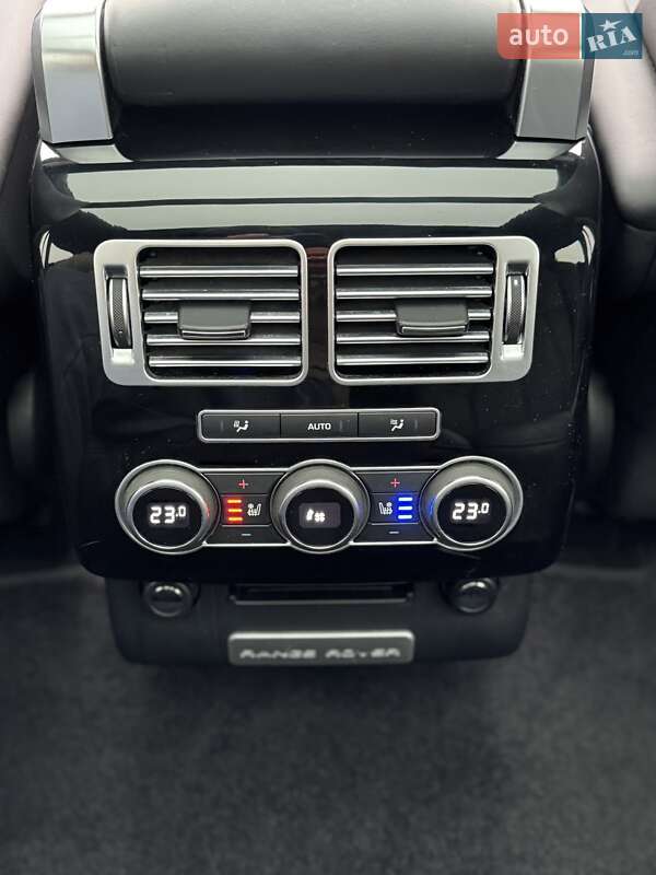 Внедорожник / Кроссовер Land Rover Range Rover 2016 в Черновцах
