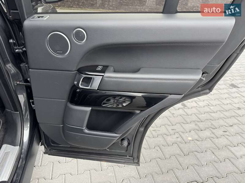 Внедорожник / Кроссовер Land Rover Range Rover 2016 в Черновцах