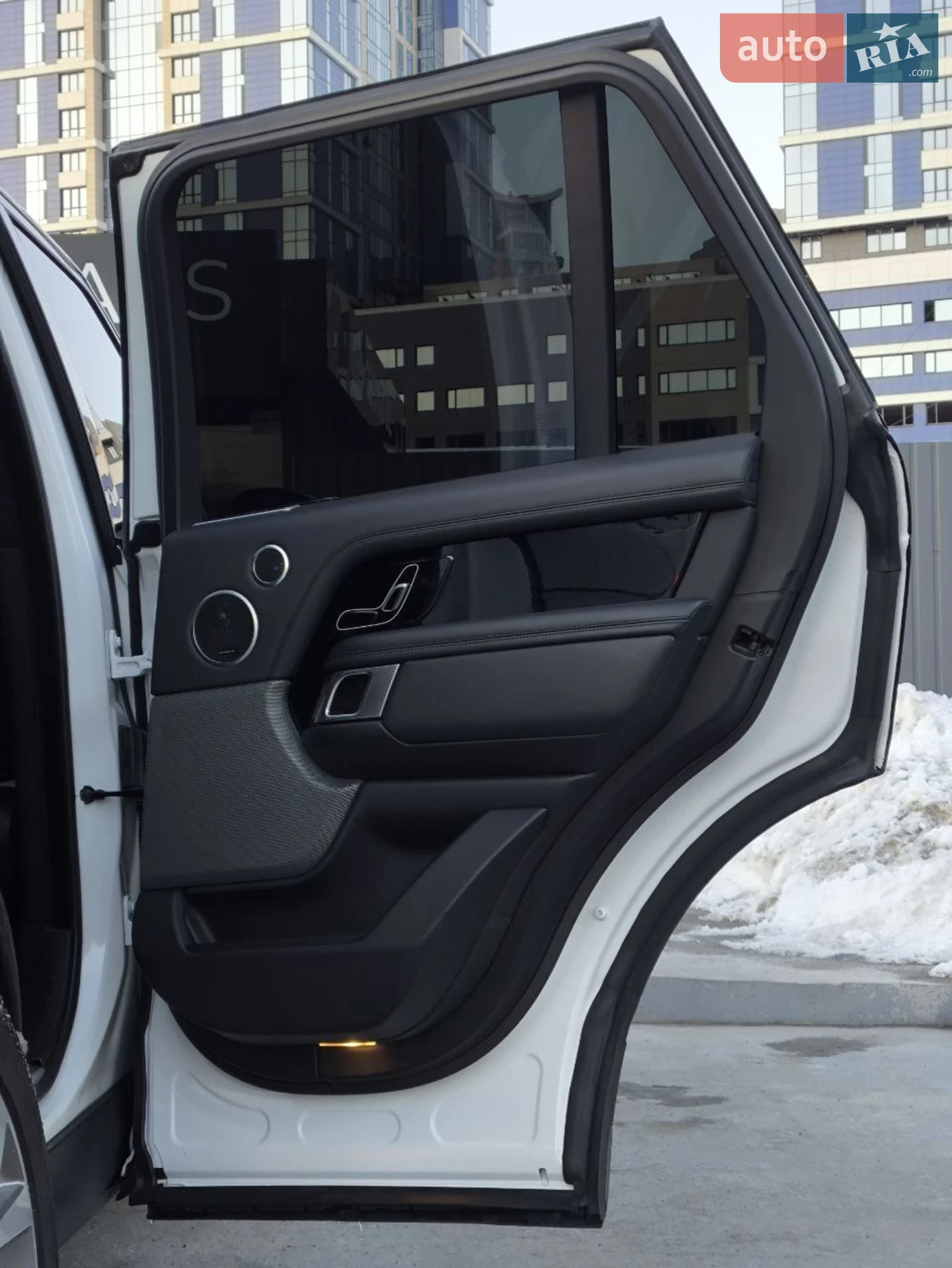 2018 Land Rover Range Rover - мініатюра 37