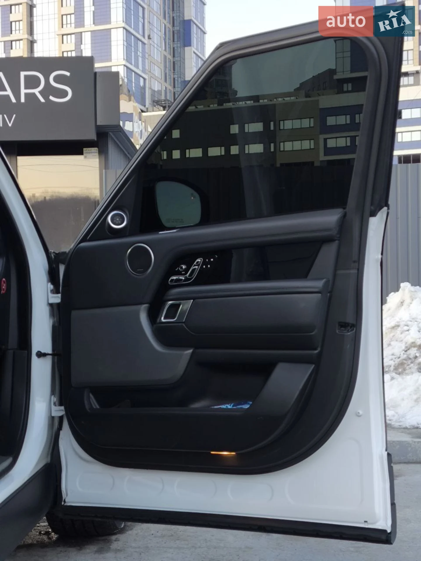 2018 Land Rover Range Rover - мініатюра 42