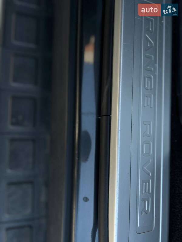 Внедорожник / Кроссовер Land Rover Range Rover 2016 в Киеве фото 49 Внедорожник / Кроссовер Land Rover Range Rover 2016 в Киеве