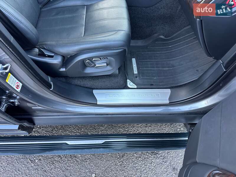 Внедорожник / Кроссовер Land Rover Range Rover 2015 в Тернополе