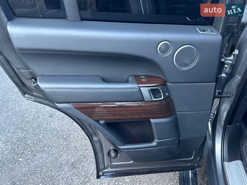 Внедорожник / Кроссовер Land Rover Range Rover 2015 в Тернополе