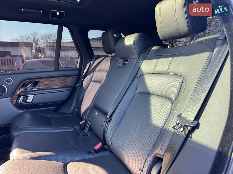 Внедорожник / Кроссовер Land Rover Range Rover 2018 в Тернополе