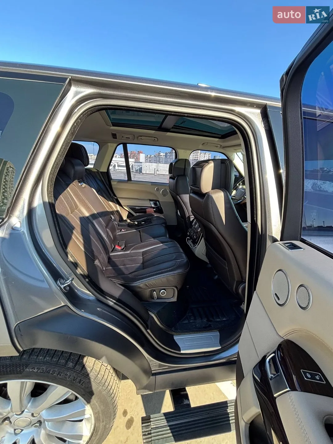 2016 Land Rover Range Rover - мініатюра 15