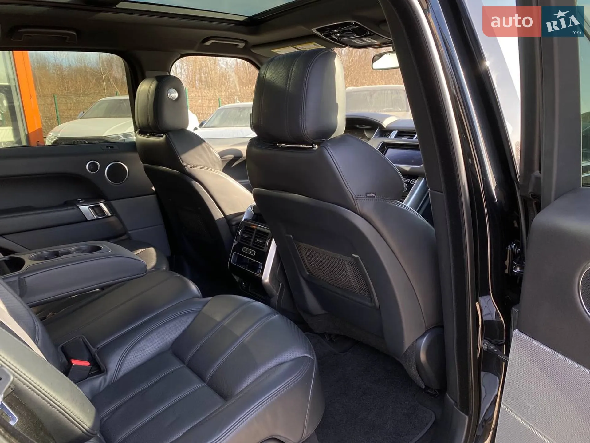 2016 Land Rover Range Rover - мініатюра 26