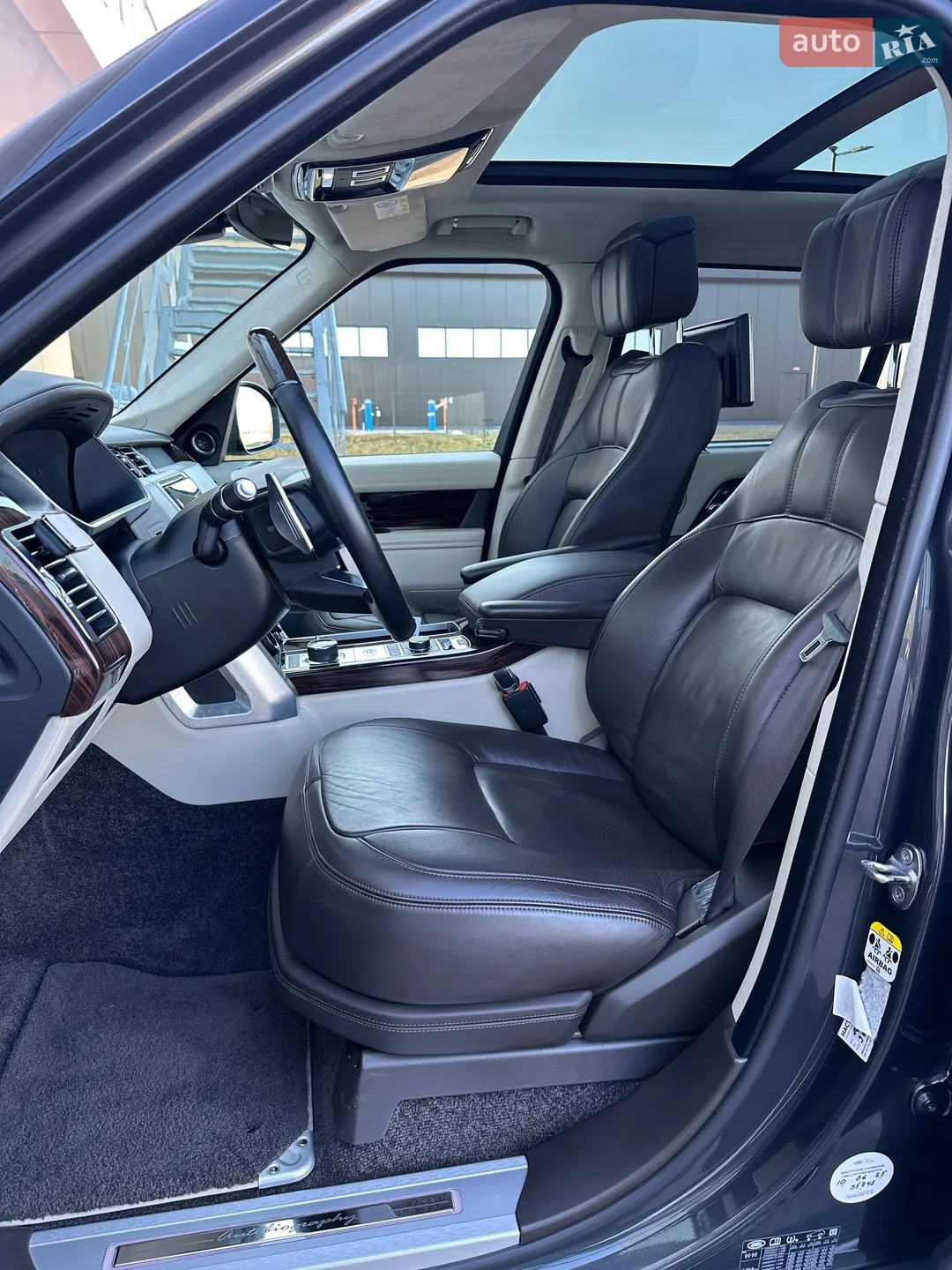 2020 Land Rover Range Rover - мініатюра 14
