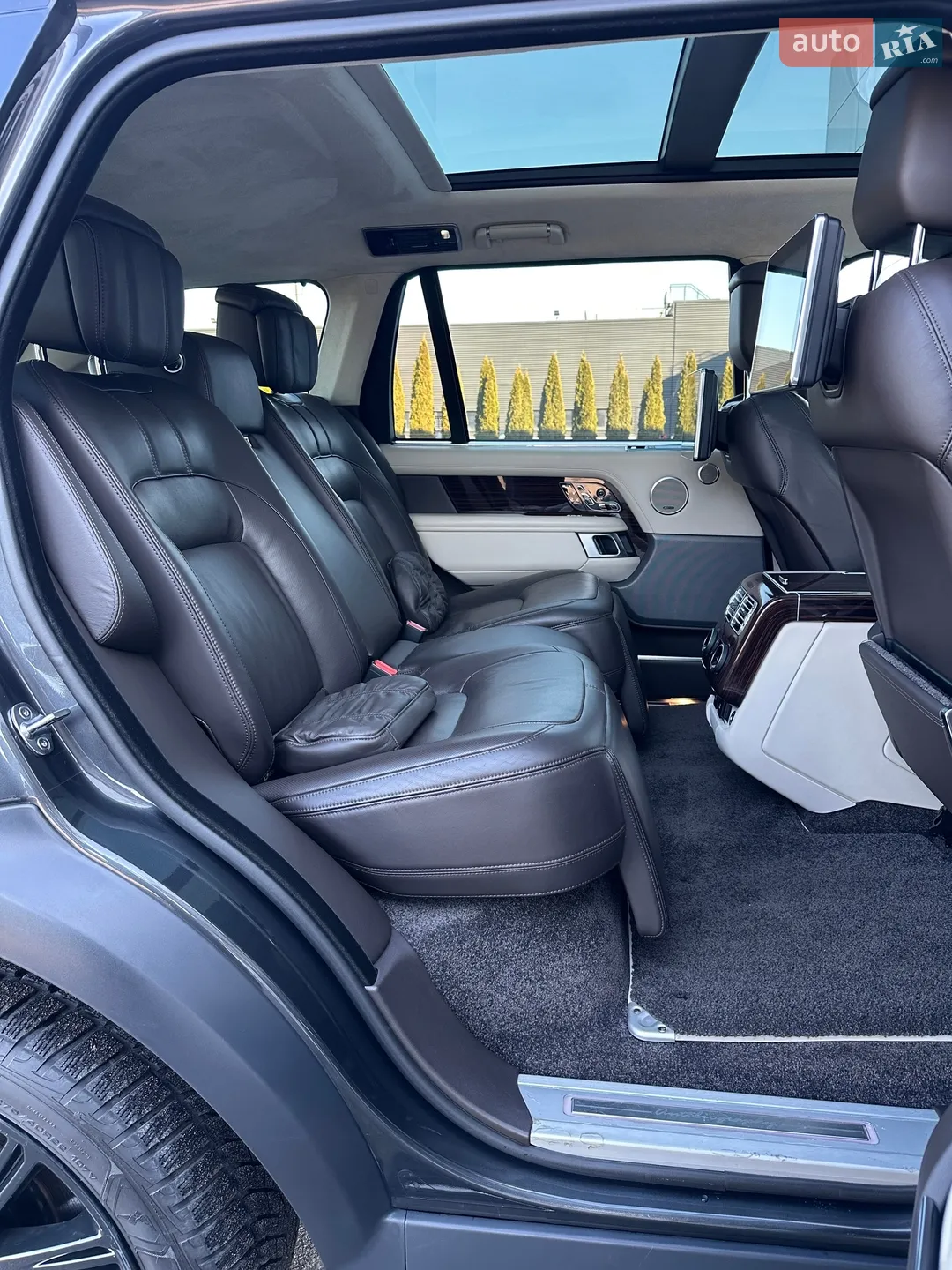 2020 Land Rover Range Rover - мініатюра 28