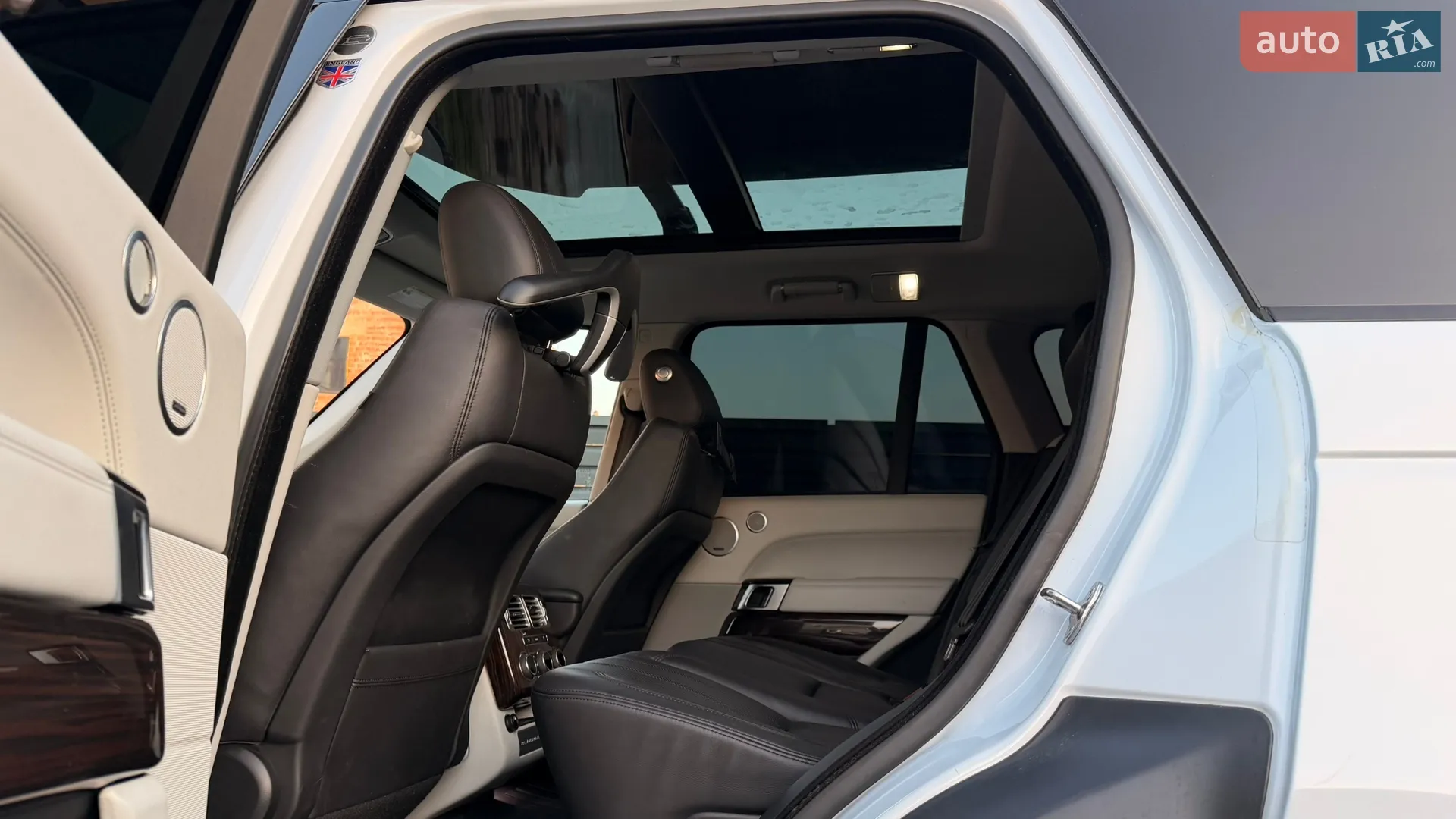 2017 Land Rover Range Rover - мініатюра 9