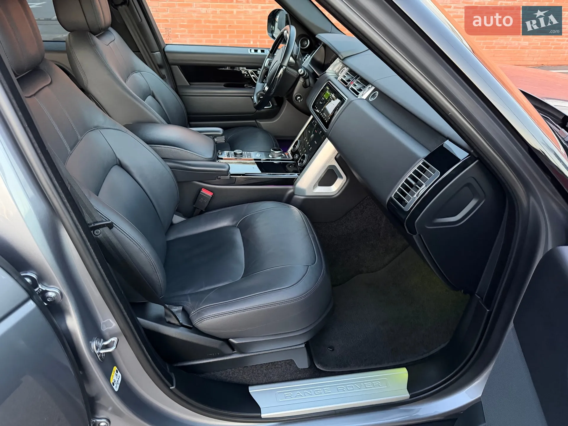 2021 Land Rover Range Rover - мініатюра 28