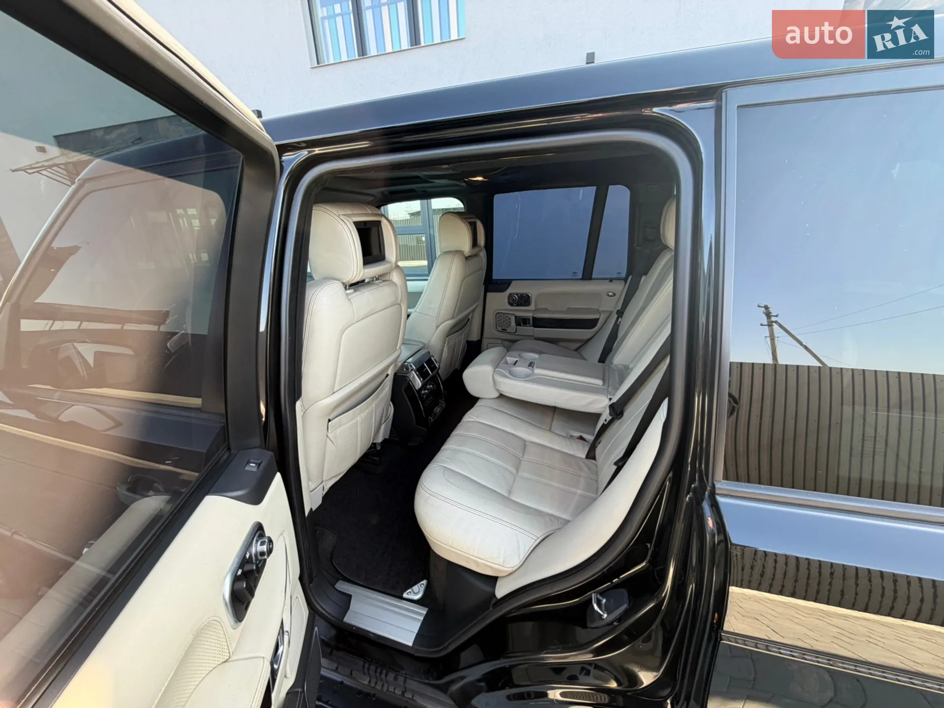 2011 Land Rover Range Rover - мініатюра 33