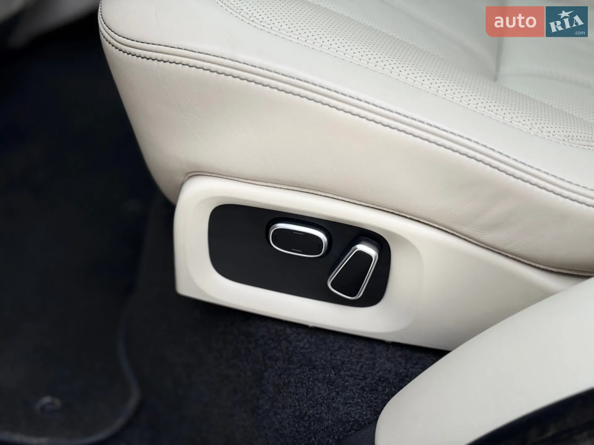 2015 Land Rover Range Rover - мініатюра 88