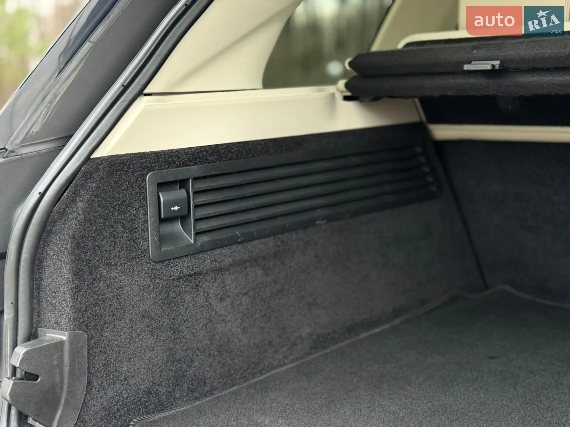 2015 Land Rover Range Rover - мініатюра 137