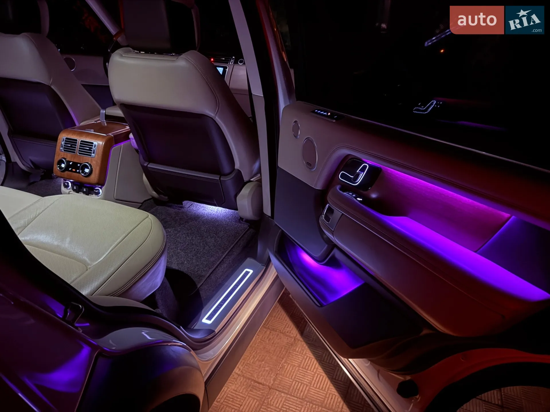 2019 Land Rover Range Rover - мініатюра 22