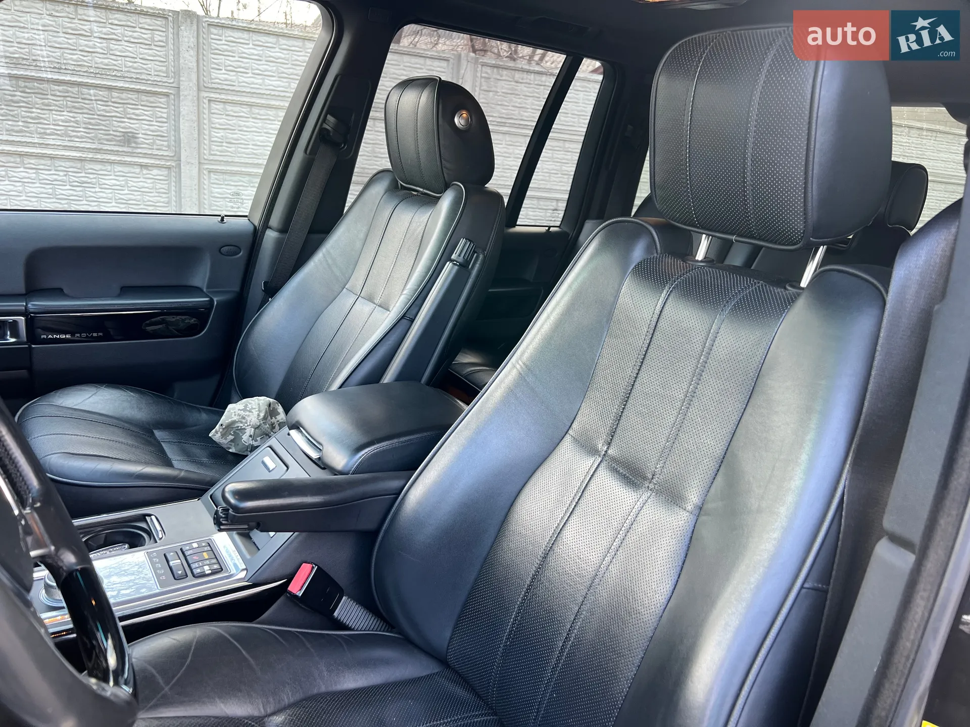 2011 Land Rover Range Rover - мініатюра 41