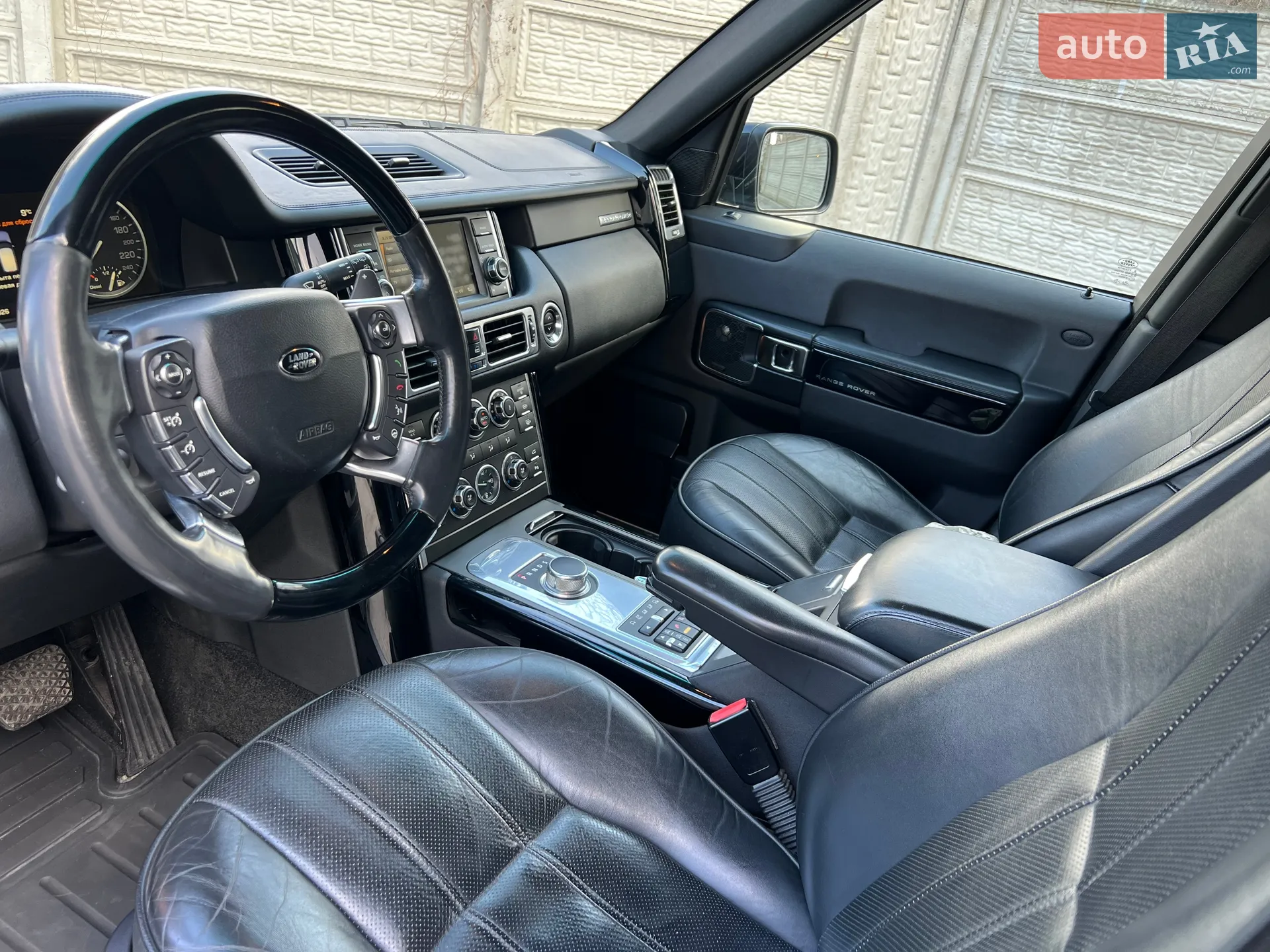 2011 Land Rover Range Rover - мініатюра 33