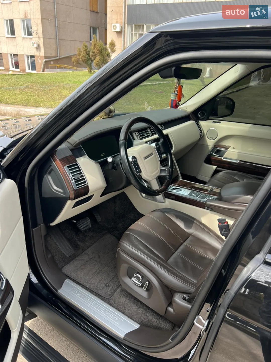 2017 Land Rover Range Rover - мініатюра 9